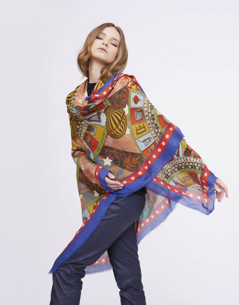 Square scarf in collaboration with Coreterno | Faliero Sarti Mongolfiera