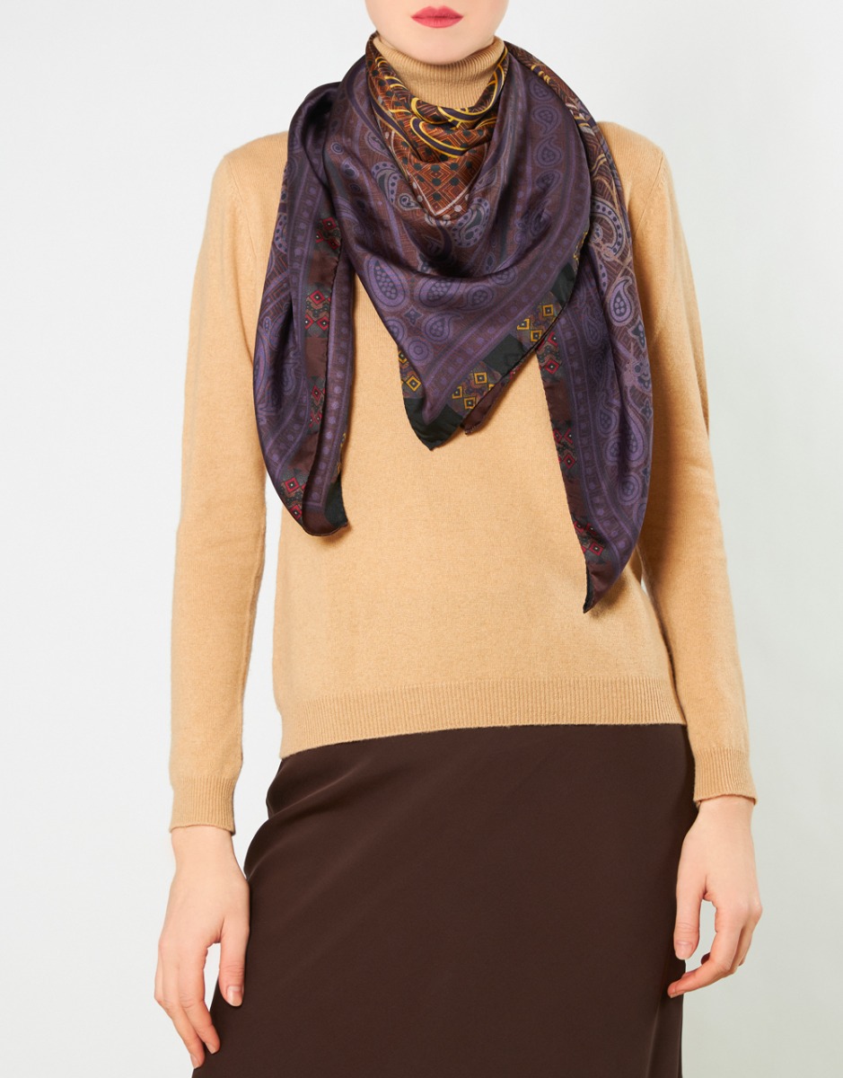 Pure silk square foulard with paisley print | Faliero Sarti Fabrizia