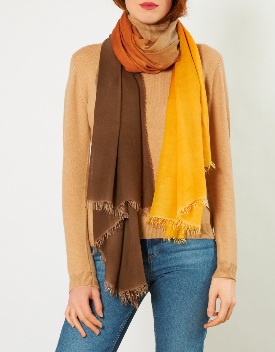 <p>Stole in modal and degradé cashmere with craftsmanship</p> | Faliero Sarti Azzurrata