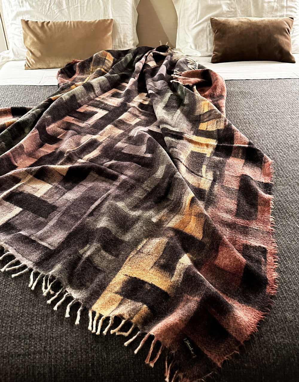 Printed stole in alpaca | Faliero Sarti Plaid Bora