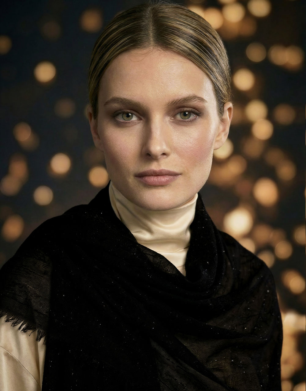 Stole&#x20;in&#x20;virgin&#x20;wool&#x20;blend&#x20;with&#x20;sequins&#x20;&#x7C;&#x20;Faliero&#x20;Sarti&#x20;New&#x20;Domenica